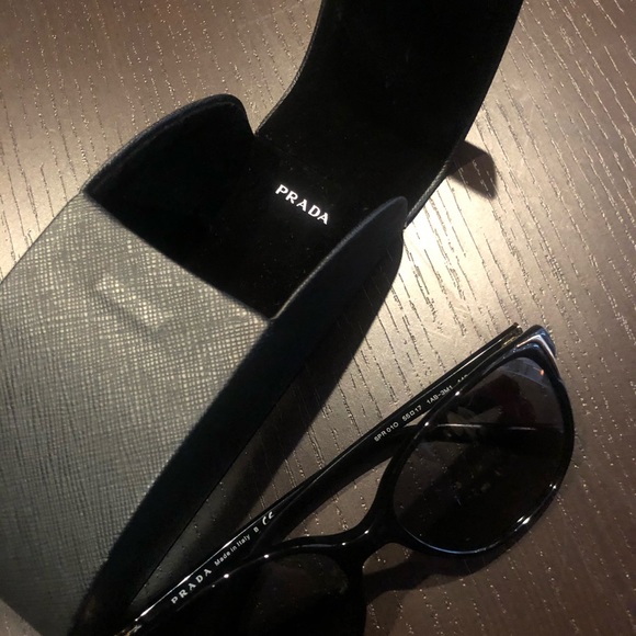 Prada Conceptual Polarized Sunglasses - Picture 6 of 7